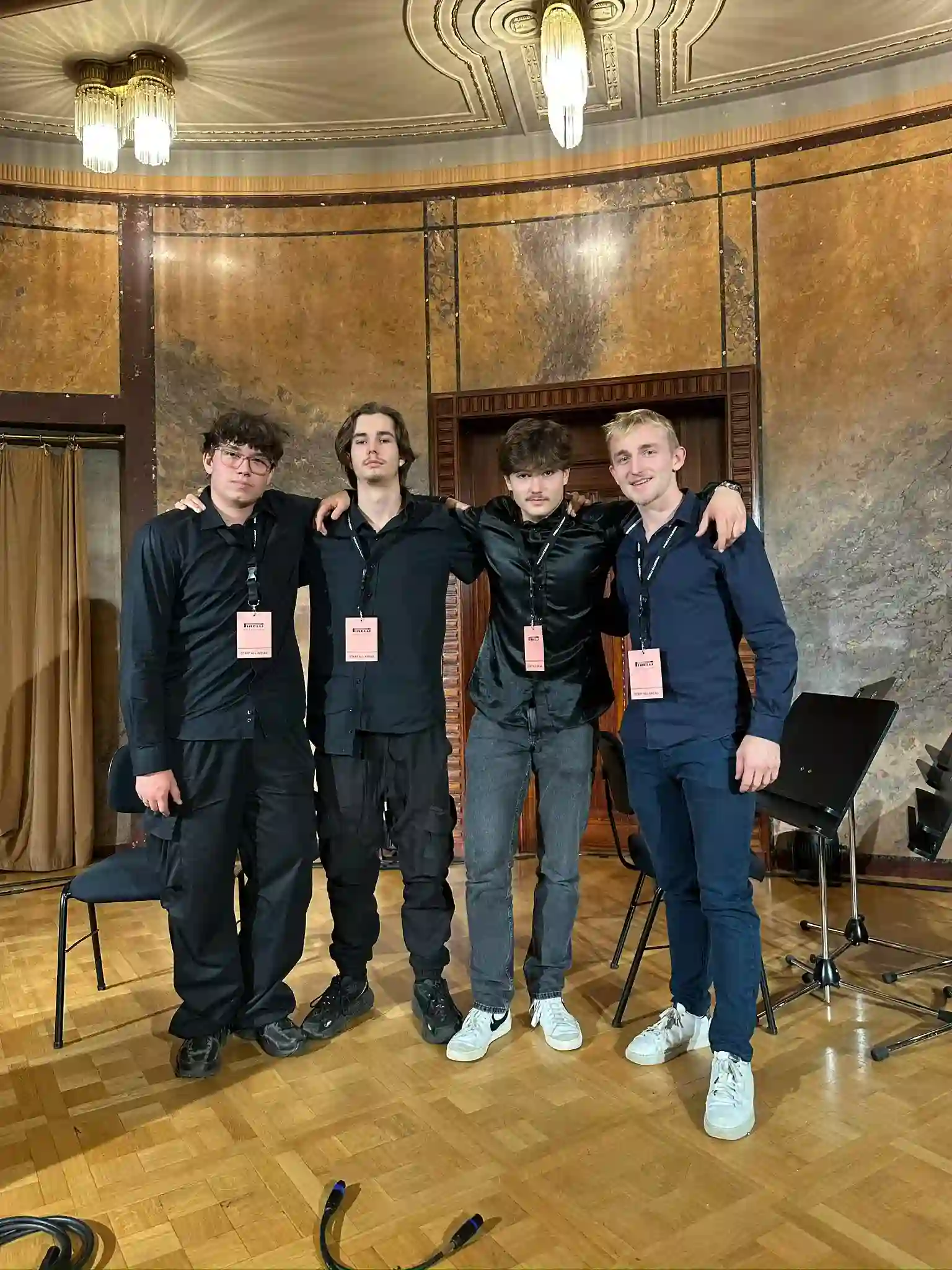 Členové naší party připravení na akci